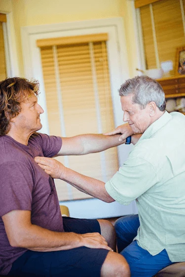 Chiropractor Laguna Beach CA Gary Arthur Muscle Testing Structural Treatments